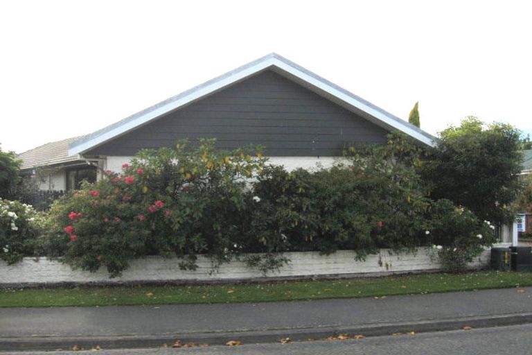 Photo of property in 14 Doncaster Street, Sockburn, Christchurch, 8042