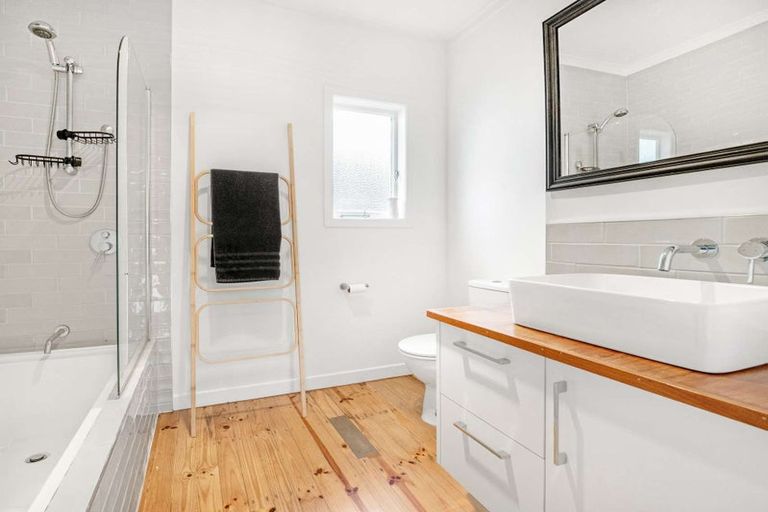 Photo of property in 16a Turnbull Crescent, Morrinsville, 3300