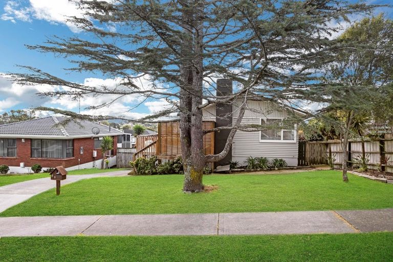 Photo of property in 68 Beechdale Crescent, Pakuranga Heights, Auckland, 2010