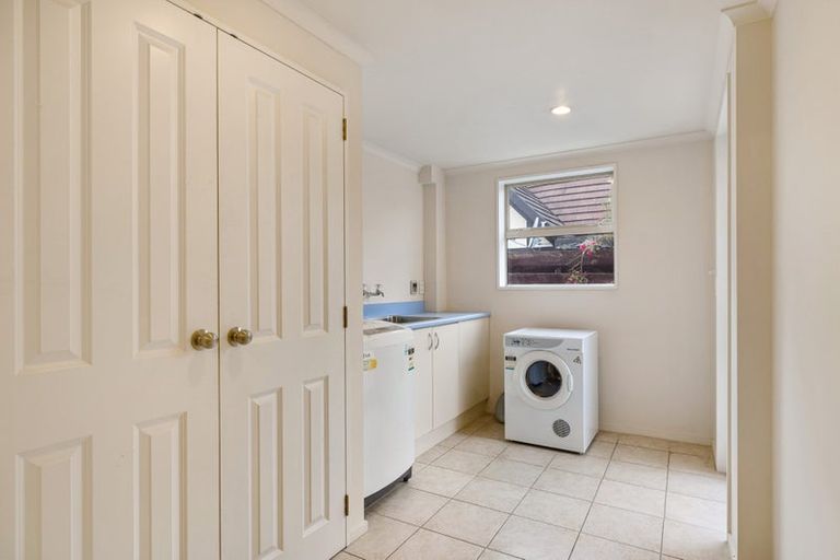 Photo of property in 133 Fendalton Road, Fendalton, Christchurch, 8052