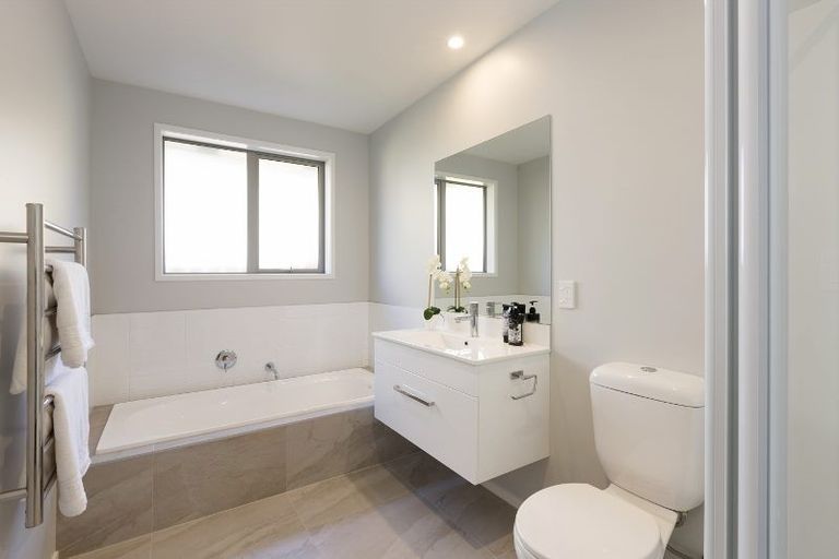 Photo of property in 15 Tamapahore Boulevard, Papamoa Beach, Papamoa, 3118