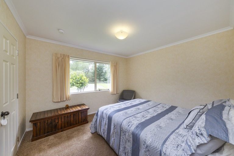 Photo of property in 29 Ngahere Park Road, Turitea, Palmerston North, 4472