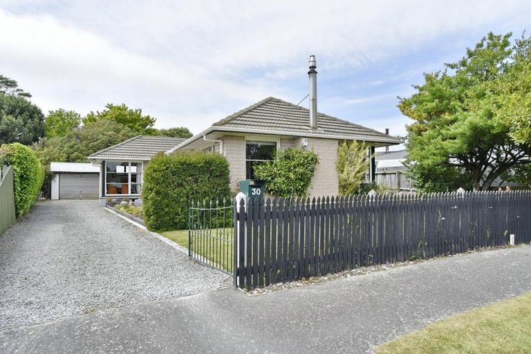 Photo of property in 30 Damien Place, Bromley, Christchurch, 8062