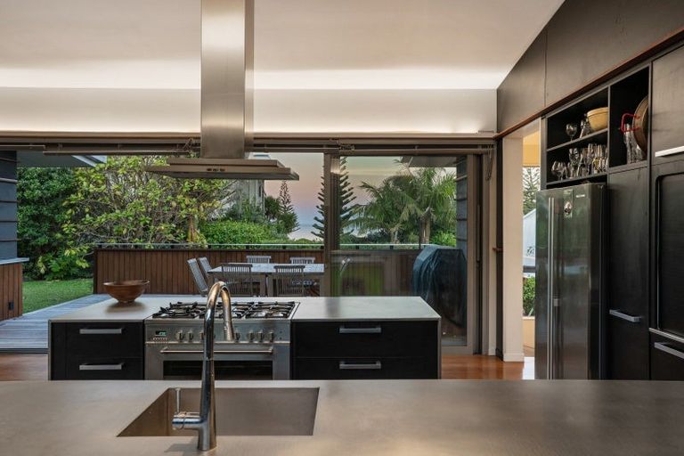 Photo of property in 107 Russell Bruce Place, Onemana, Whangamata, 3691