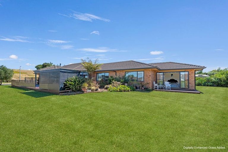 Photo of property in 58 Omana Avenue, Shelly Beach, Helensville, 0874