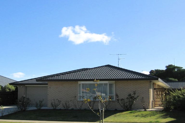 Photo of property in 65 Weggery Drive, Waikanae Beach, Waikanae, 5036