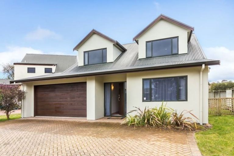 Photo of property in 3 Antrim Place, Rangatira Park, Taupo, 3330