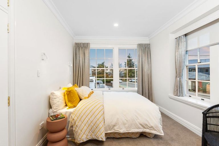 Photo of property in 34 Kahu Road, Fendalton, Christchurch, 8041