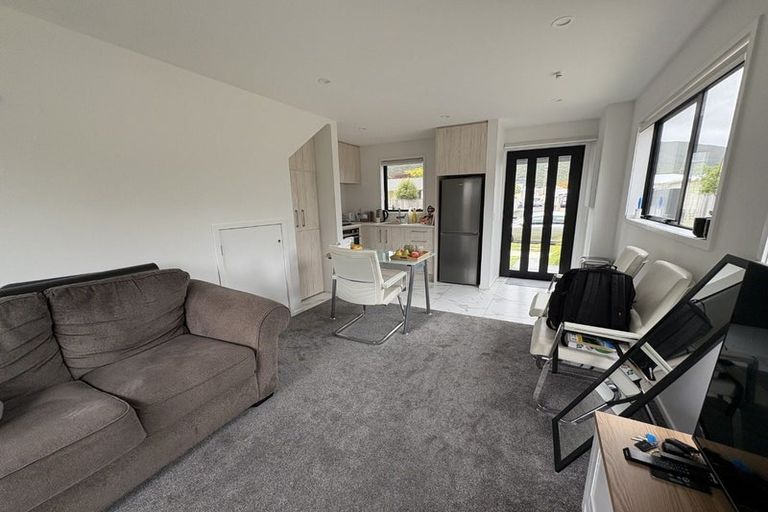 Photo of property in 1/31 Waiwhetu Road, Waiwhetu, Lower Hutt, 5010