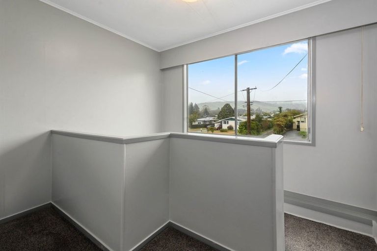 Photo of property in 16 Bay Grove, Pukehangi, Rotorua, 3015