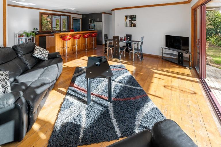 Photo of property in 103 Neudorf Road, Upper Moutere, 7175