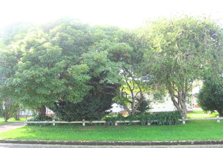 Photo of property in 14 Philip Street, Papatoetoe, Auckland, 2025