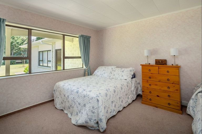 Photo of property in 1 Titoki Grove, Featherston, 5710