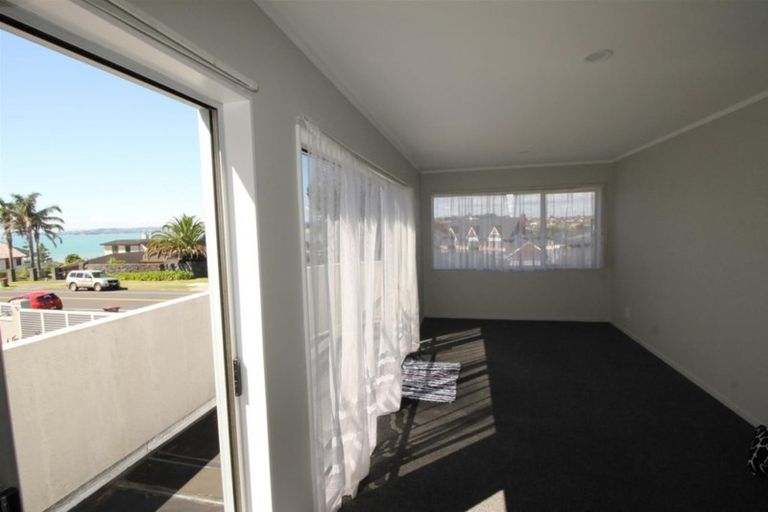 Photo of property in 127 Clovelly Road, Bucklands Beach, Auckland, 2012