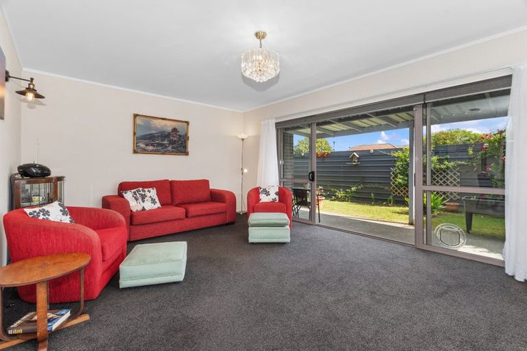 Photo of property in 12a Simons Street, Kensington, Whangarei, 0112