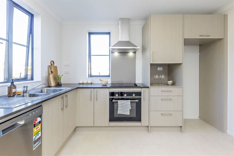 Photo of property in 16 Bellbird Street, Papakura, 2110