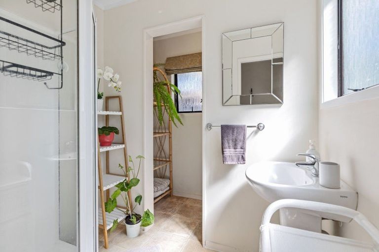 Photo of property in 10a Hayley Grove, Papamoa Beach, Papamoa, 3118