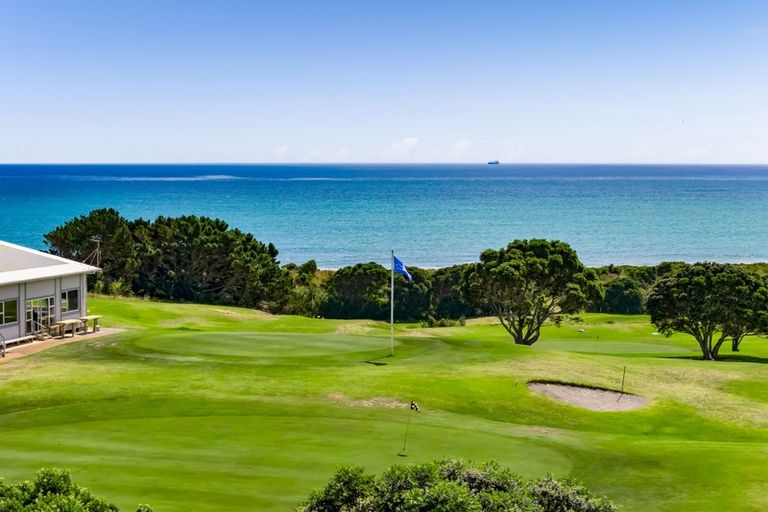 Photo of property in 6a Ropiha Street, Fitzroy, New Plymouth, 4312