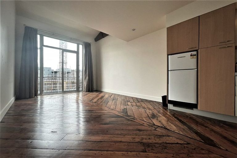 Photo of property in 1b/6 Kingdon Street, Newmarket, Auckland, 1023