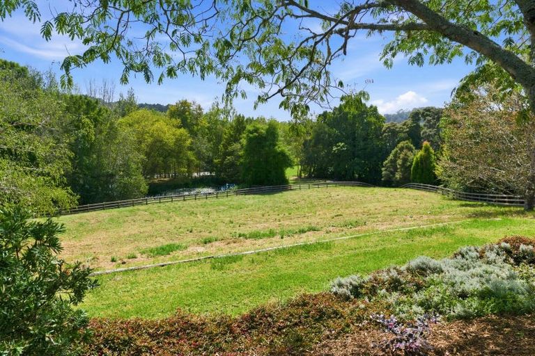 Photo of property in 39 Robinson Road, Whitianga, 3510