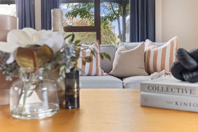 Photo of property in 76 Iles Road, Lynmore, Rotorua, 3010