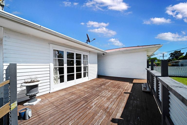Photo of property in 119 Universal Drive, Henderson, Auckland, 0610