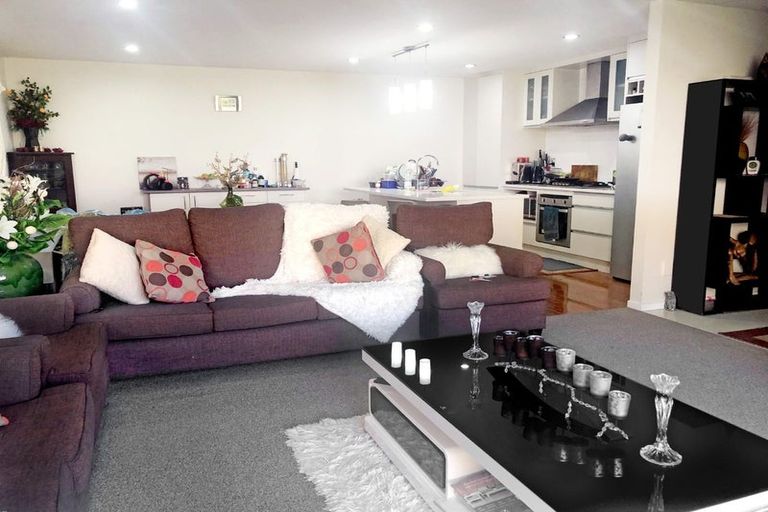 Photo of property in 20a Northall Road, New Lynn, Auckland, 0600