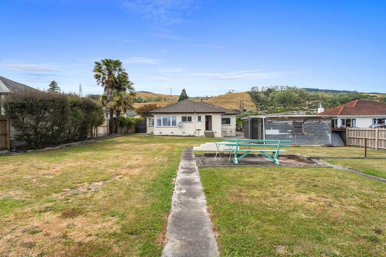 Photo of property in 14 Titoki Street, Stoke, Nelson, 7011