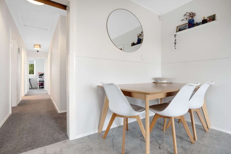 Photo of property in 20 Keats Crescent, Enderley, Hamilton, 3214