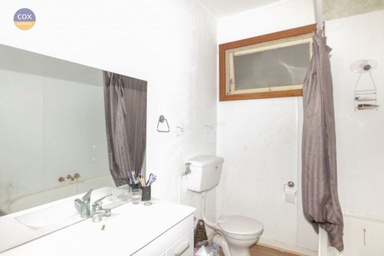 Photo of property in 8 Seaview Terrace, Bluff Hill, Napier, 4110