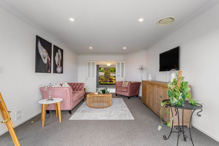Photo of property in 46 Broadwood Rise, Kumeu, 0892