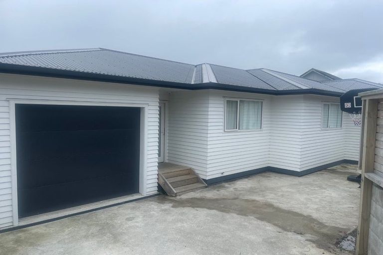 Photo of property in 20a Fraser Street, Wainuiomata, Lower Hutt, 5014