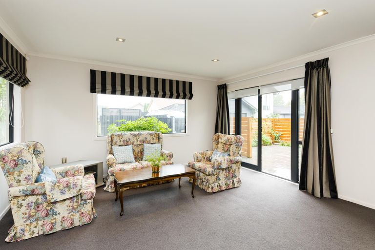 Photo of property in 7 Virtue Place, Hokowhitu, Palmerston North, 4410