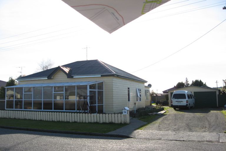 Photo of property in 14 Waverley Street, East Gore, Gore, 9710
