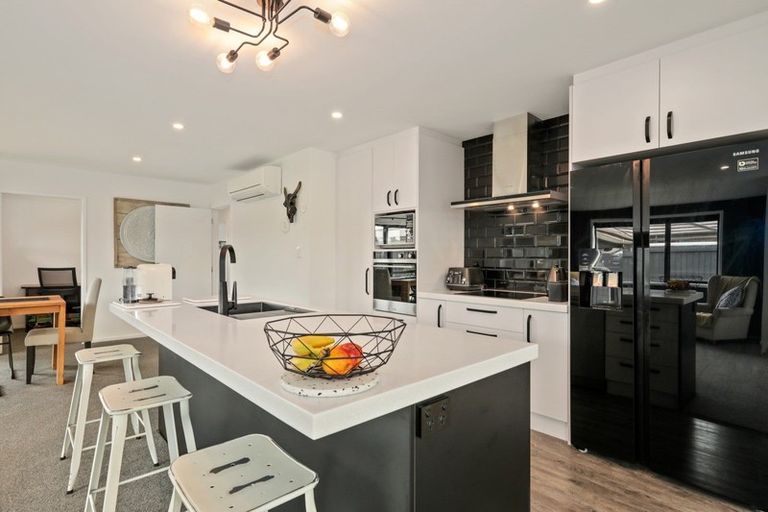 Photo of property in 14 Newman Road, Rolleston, 7614