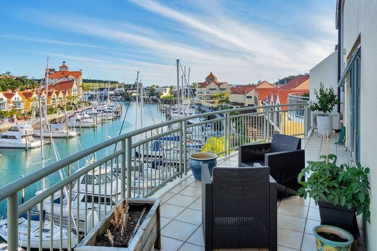 Photo of property in 85 Waterside Crescent, Gulf Harbour, Whangaparaoa, 0930