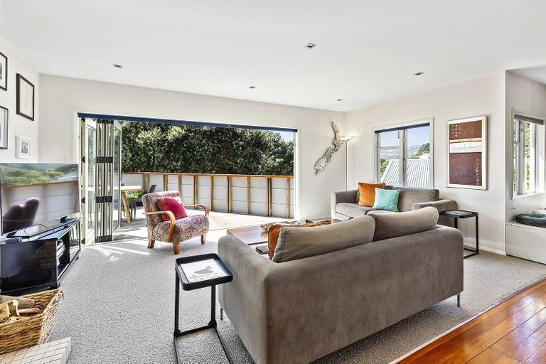 Photo of property in 4 Pinnacle Street, Seatoun, Wellington, 6022