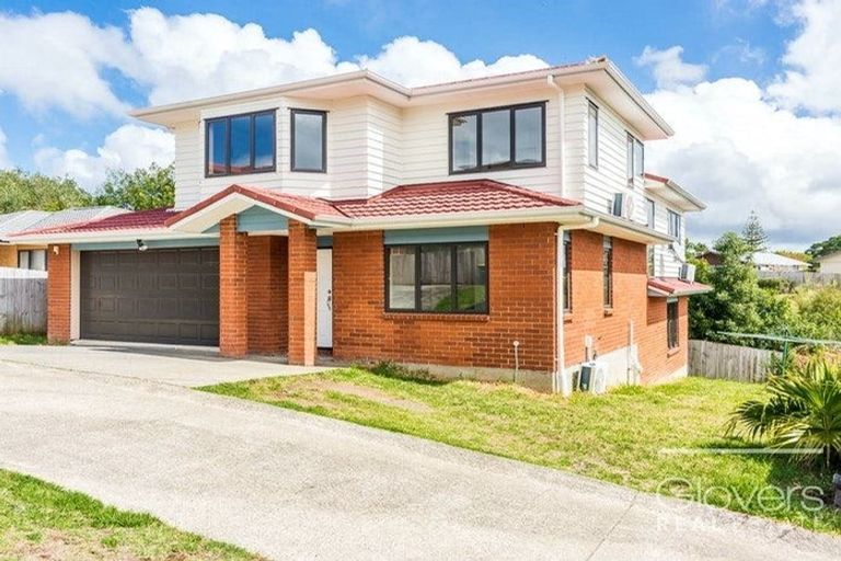 Photo of property in 17 Edgewood Way, Henderson, Auckland, 0612