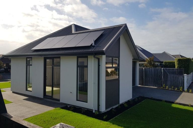 Photo of property in 11 Tommy Street, Pegasus, 7612