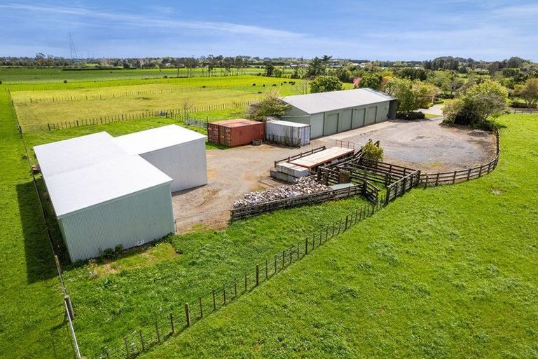 Photo of property in 550 Mountain Road, Lepperton, New Plymouth, 4373