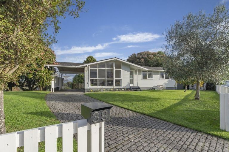 Photo of property in 39 Fairview Avenue, Opaheke, Papakura, 2113