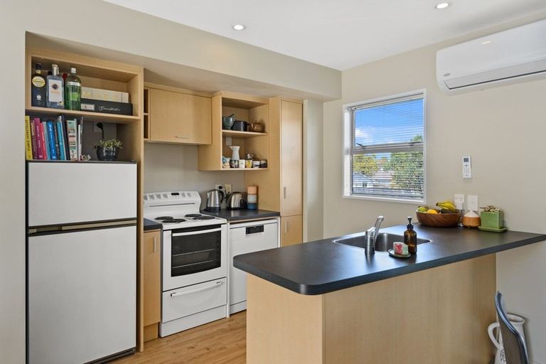 Photo of property in 160 Purchas Street, Edgeware, Christchurch, 8013