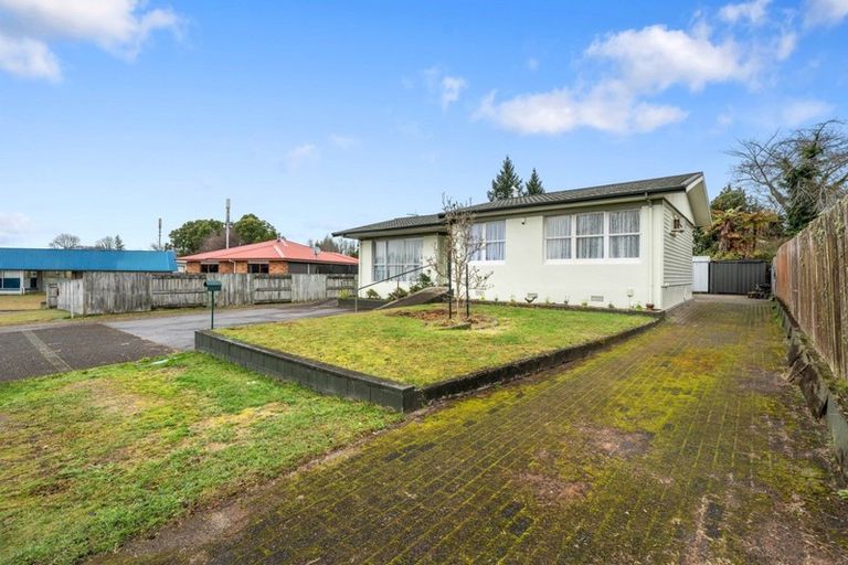 Photo of property in 10 Homedale Street, Pukehangi, Rotorua, 3015