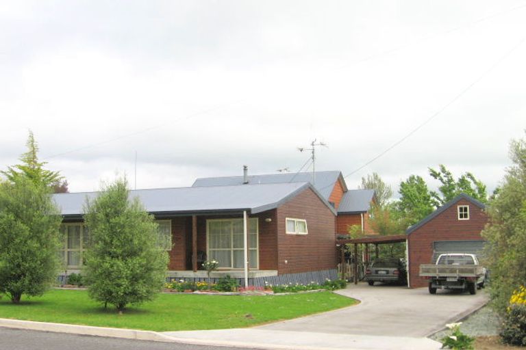 Photo of property in 2 Claremont Avenue, Paeroa, 3600