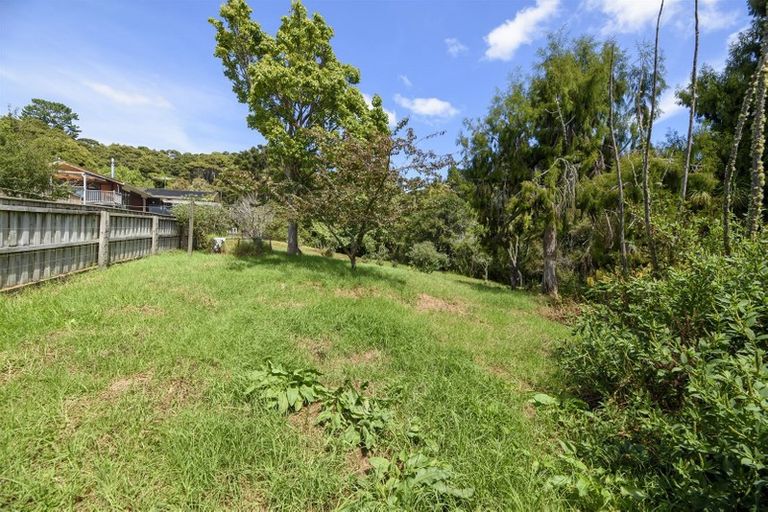 Photo of property in 46 Mountain Road, Henderson Valley, Auckland, 0612