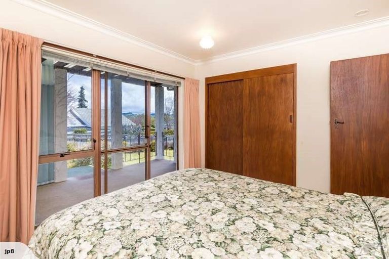 Photo of property in 2/15 Hilden Place, Hilltop, Taupo, 3330