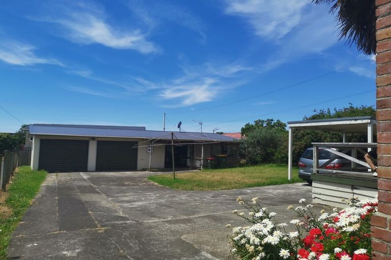Photo of property in 45 Vine Street, Mangere East, Auckland, 2024