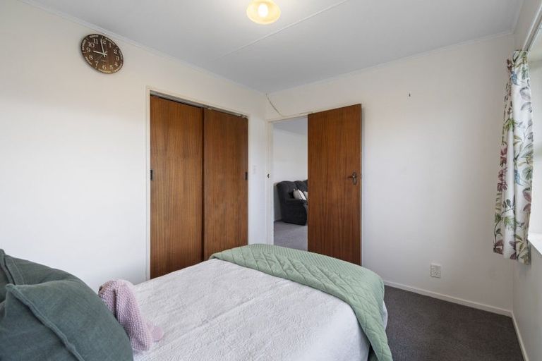 Photo of property in 4 Bethel Court, Milson, Palmerston North, 4414
