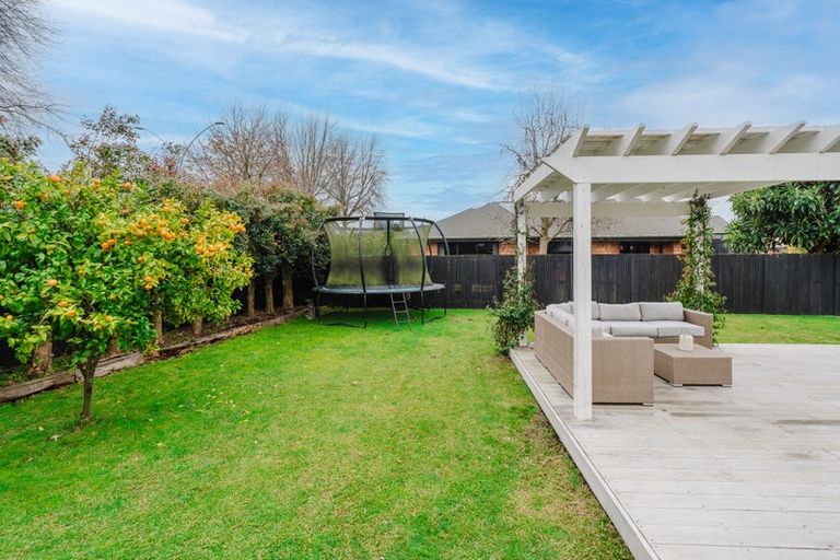 Photo of property in 26 Nielsen Gardens, Rototuna, Hamilton, 3210