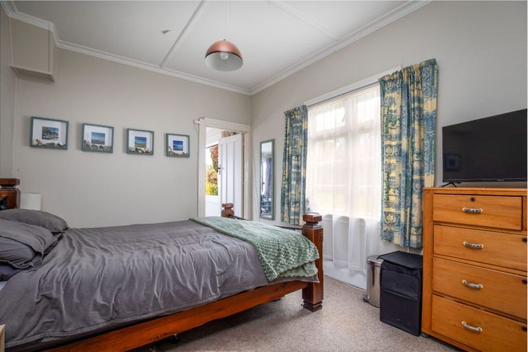 Photo of property in 14 Forbes Street, Balaclava, Dunedin, 9011